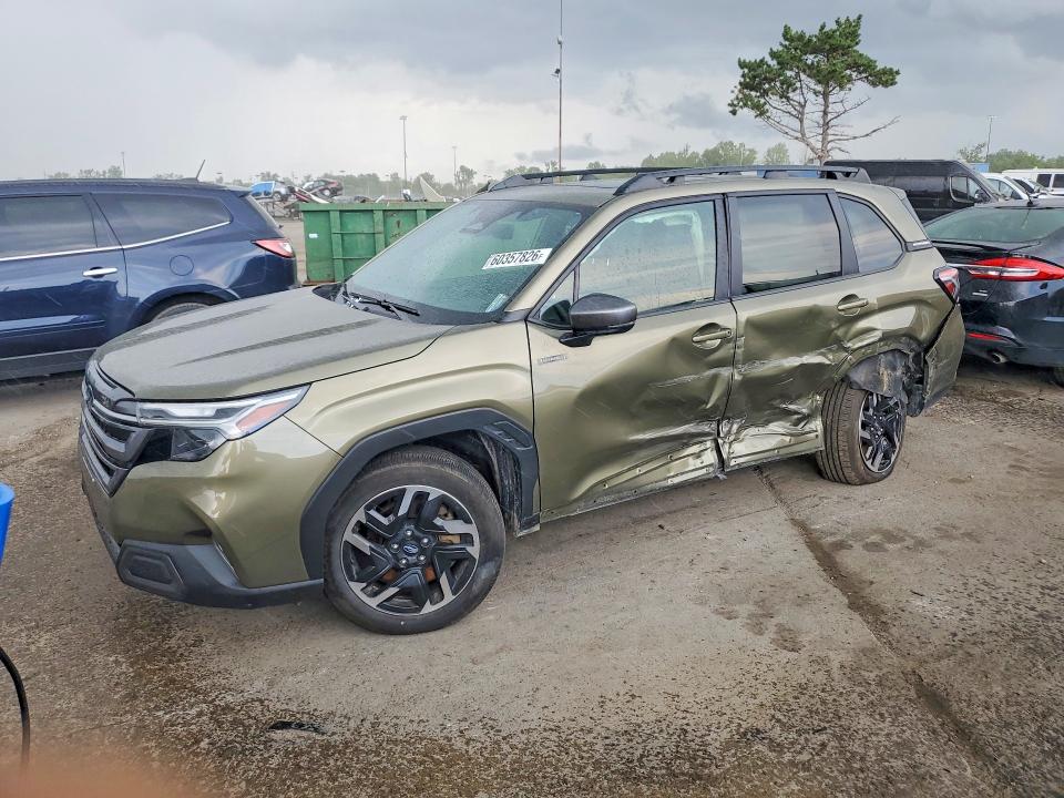 60357826 :رقم المزاد ، JF2SLSRD9SH444257 vin ، 2025 Subaru Forester مزاد بيع