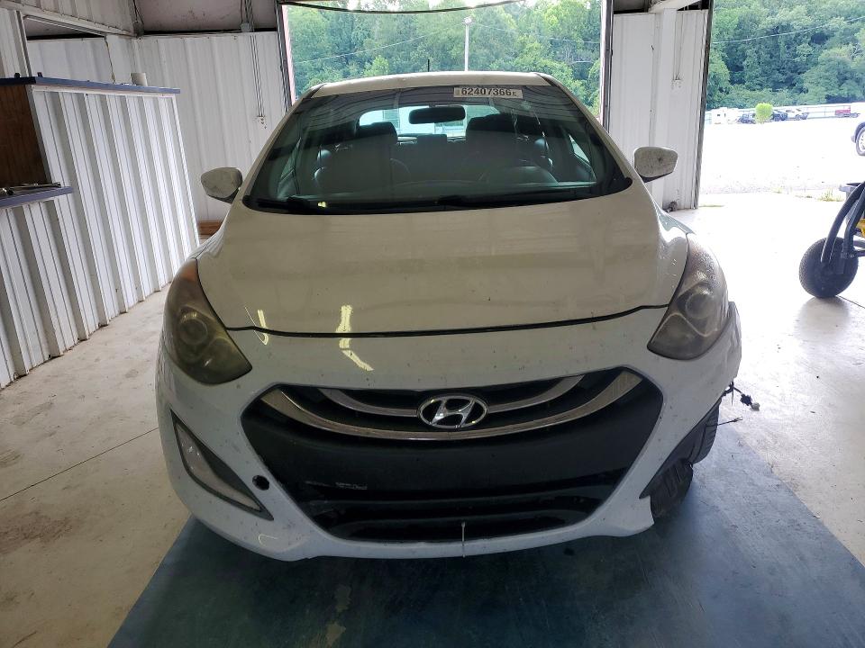2014 Hyundai Elantra Gt მანქანა იყიდება აუქციონზე, vin: KMHD35LH5EU190879, აუქციონის ნომერი: 62407366