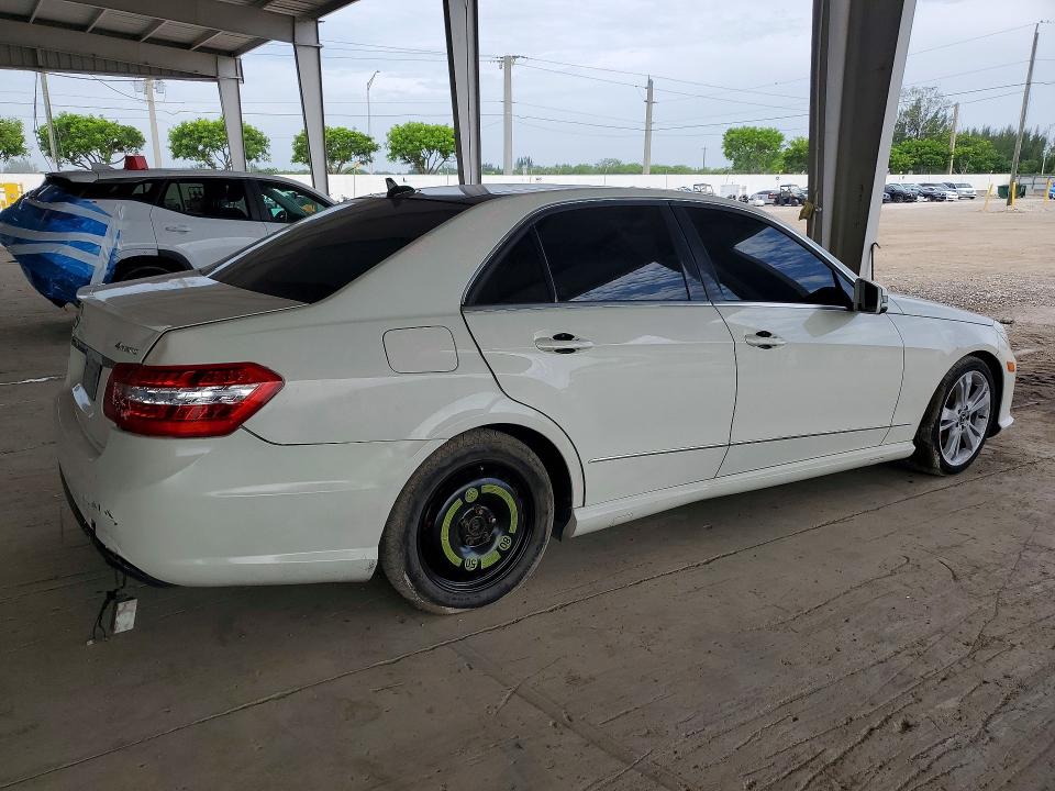 61031486 :رقم المزاد ، WDDHF8JB8CA652790 vin ، 2012 Mercedes-benz E مزاد بيع