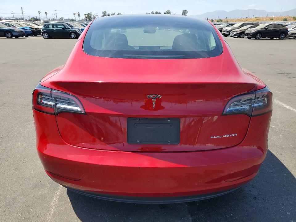 62491926 :رقم المزاد ، 5YJ3E1EB5MF089859 vin ، 2021 Tesla Model 3 مزاد بيع