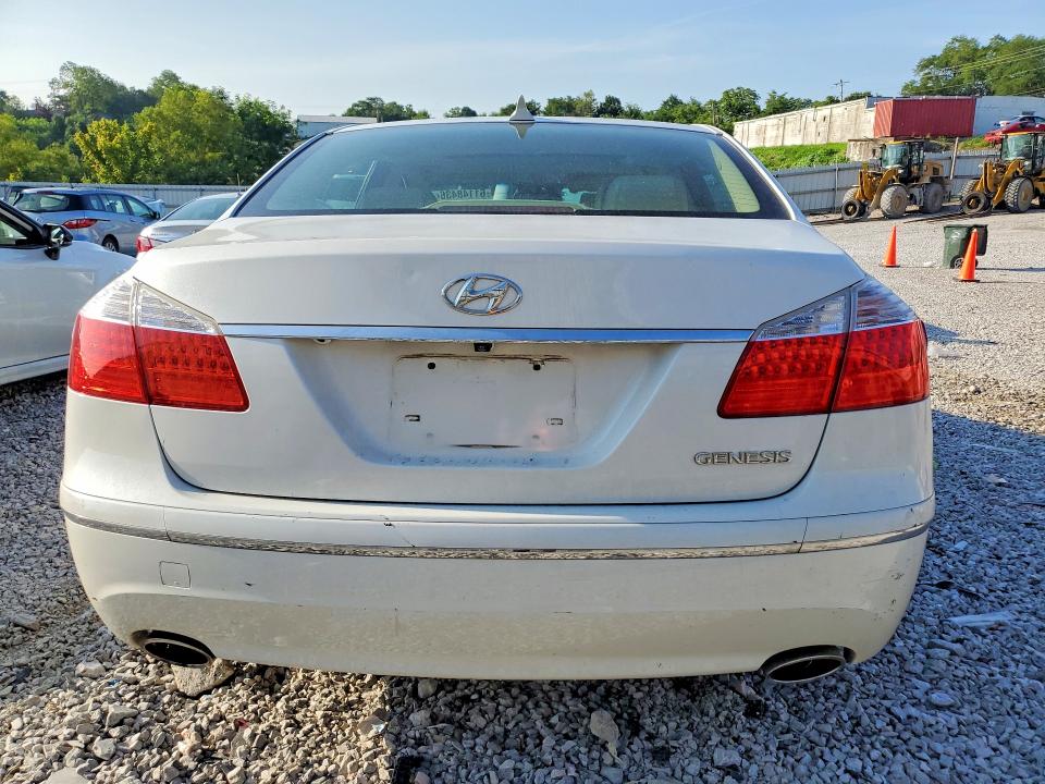 61148436 :رقم المزاد ، KMHGC4DE6BU123084 vin ، 2011 Hyundai Genesis مزاد بيع