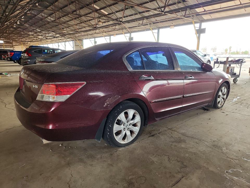 60689856 :رقم المزاد ، 1HGCP36788A011513 vin ، 2008 Honda Accord مزاد بيع