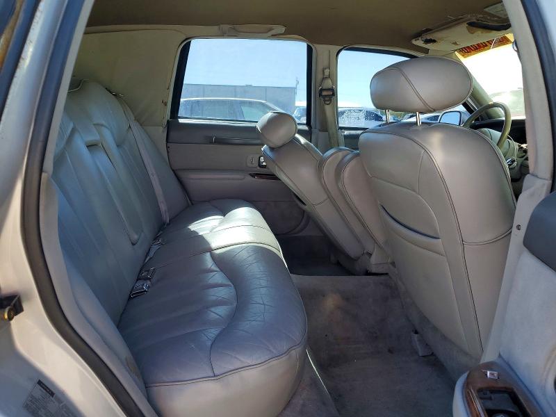 Продажа на аукционе авто 1995 Lincoln Town Car, vin: 1LNLM81W8SY624387, номер лота: 60701376