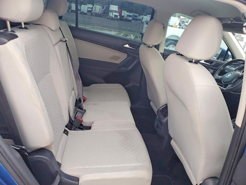 62930876 :رقم المزاد ، 3VV1B7AX2KM171451 vin ، 2019 Volkswagen Tiguan مزاد بيع