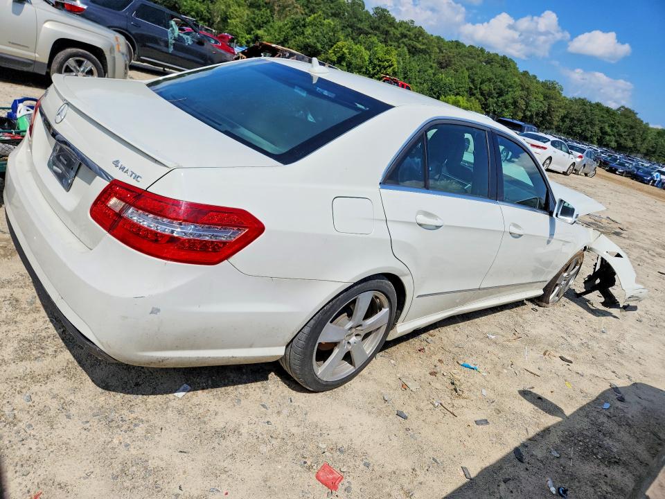 61917476 :رقم المزاد ، WDDHF8HB1BA451883 vin ، 2011 Mercedes-benz E مزاد بيع