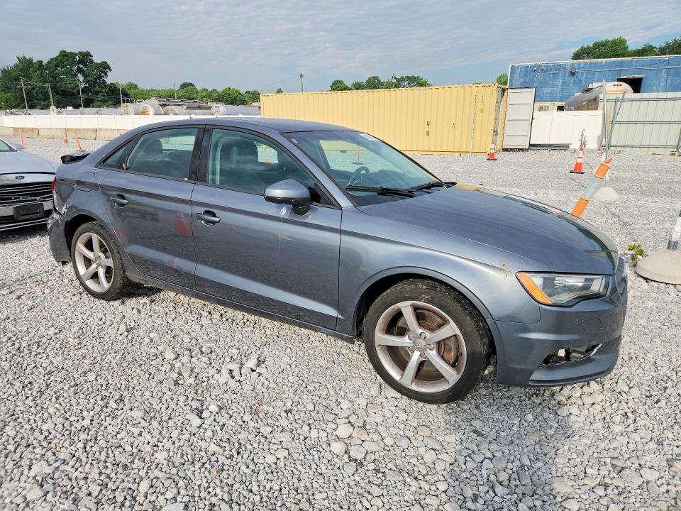 Продажа на аукционе авто 2015 Audi A3, vin: WAUBFGFF9F1067336, номер лота: 60508366