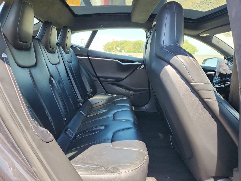 Продаж на аукціоні авто 2016 Tesla Model S, vin: 5YJSA1E17GF170526, номер лоту: 61187016