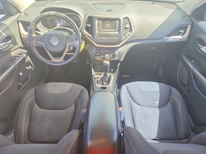 60650916 :رقم المزاد ، 1C4PJLCB5HW507673 vin ، 2017 Jeep Cherokee مزاد بيع