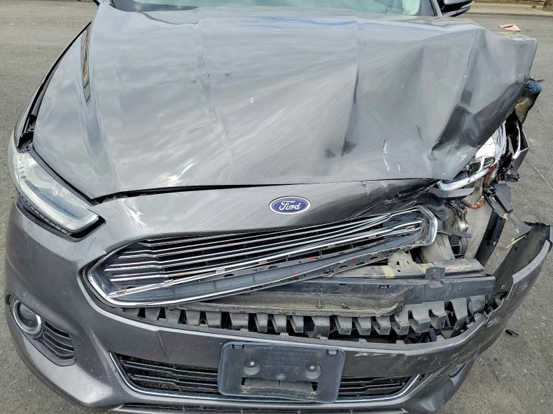 60522556 :رقم المزاد ، 3FA6P0SU4GR241808 vin ، 2016 Ford Fusion مزاد بيع