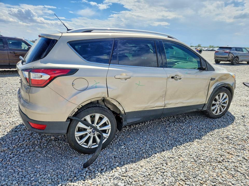 61912196 :رقم المزاد ، 1FMCU9J9XHUA23160 vin ، 2017 Ford Escape مزاد بيع