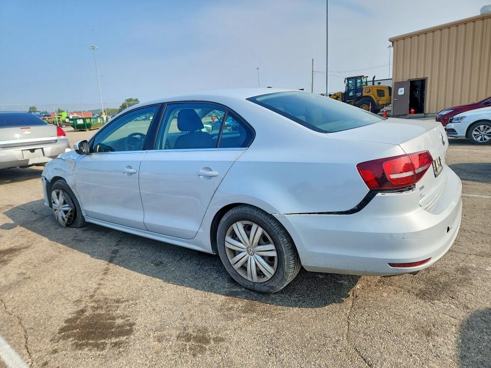 61837086 :رقم المزاد ، 3VW2B7AJ1HM258567 vin ، 2017 Volkswagen Jetta مزاد بيع