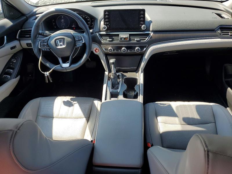 61836156 :رقم المزاد ، 1HGCV1F52JA111721 vin ، 2018 Honda Accord مزاد بيع