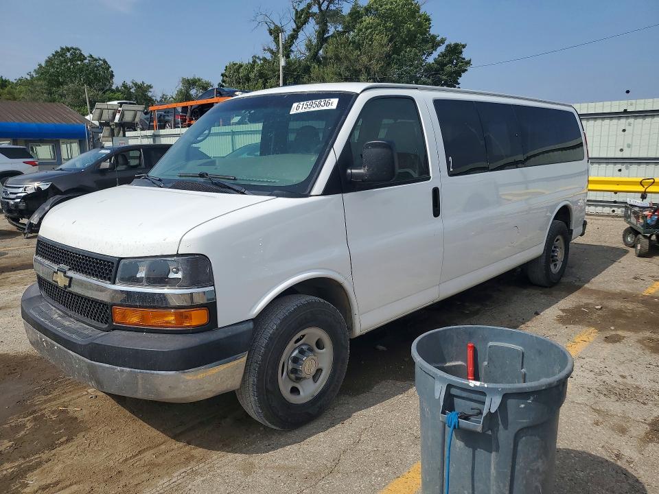 61595836 :رقم المزاد ، 1GAHG39K781233151 vin ، 2008 Chevrolet Express G3500 مزاد بيع
