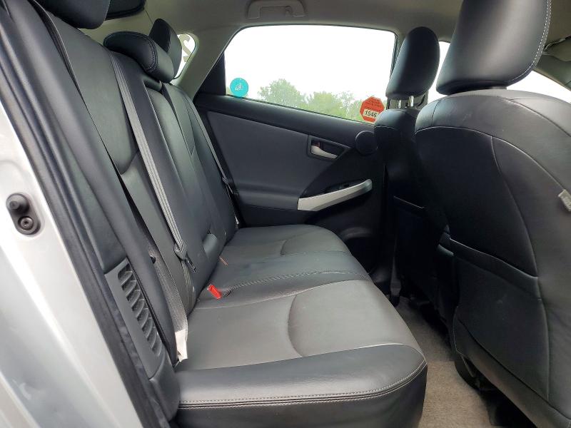 60681806 :رقم المزاد ، JTDKN3DU3E0362145 vin ، 2014 Toyota Prius مزاد بيع