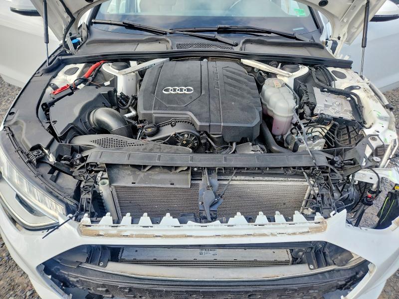Aukcja sprzedaży 2022 Audi A4, vin: WAUEAAF4XNN007418, numer aukcji: 61748856
