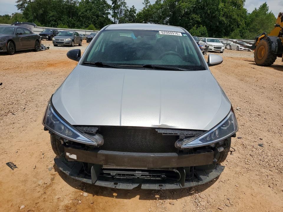 Продажа на аукционе авто 2020 Hyundai Elantra, vin: 5NPD84LF1LH523892, номер лота: 62060916