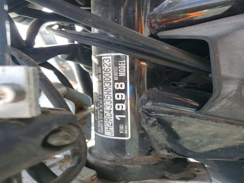 Продажа на аукционе авто 1998 Honda Vf750, vin: JH2RC4335WM300623, номер лота: 59352596