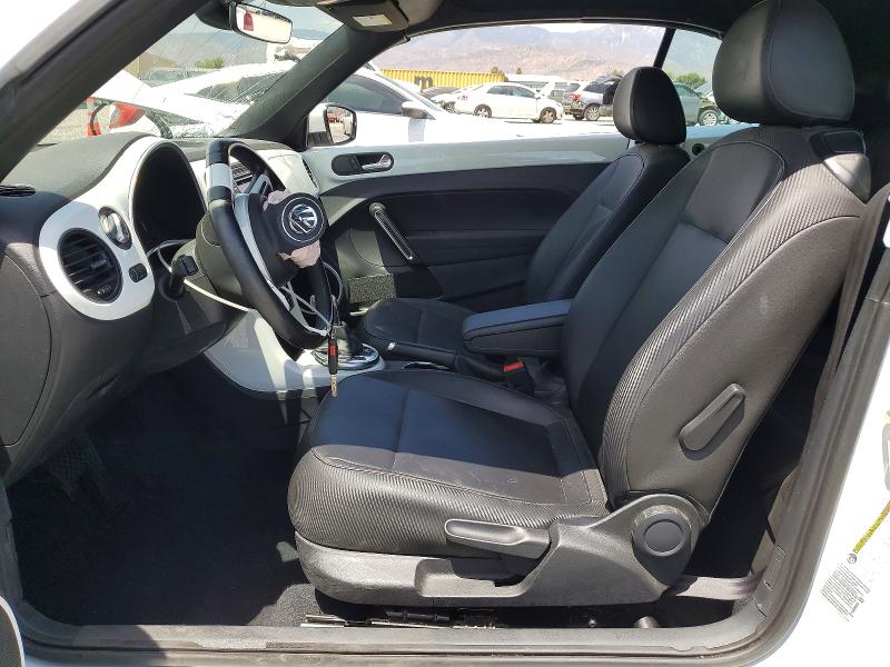 Продажа на аукционе авто 2017 Volkswagen Beetle, vin: 3VW517AT0HM813977, номер лота: 62652646