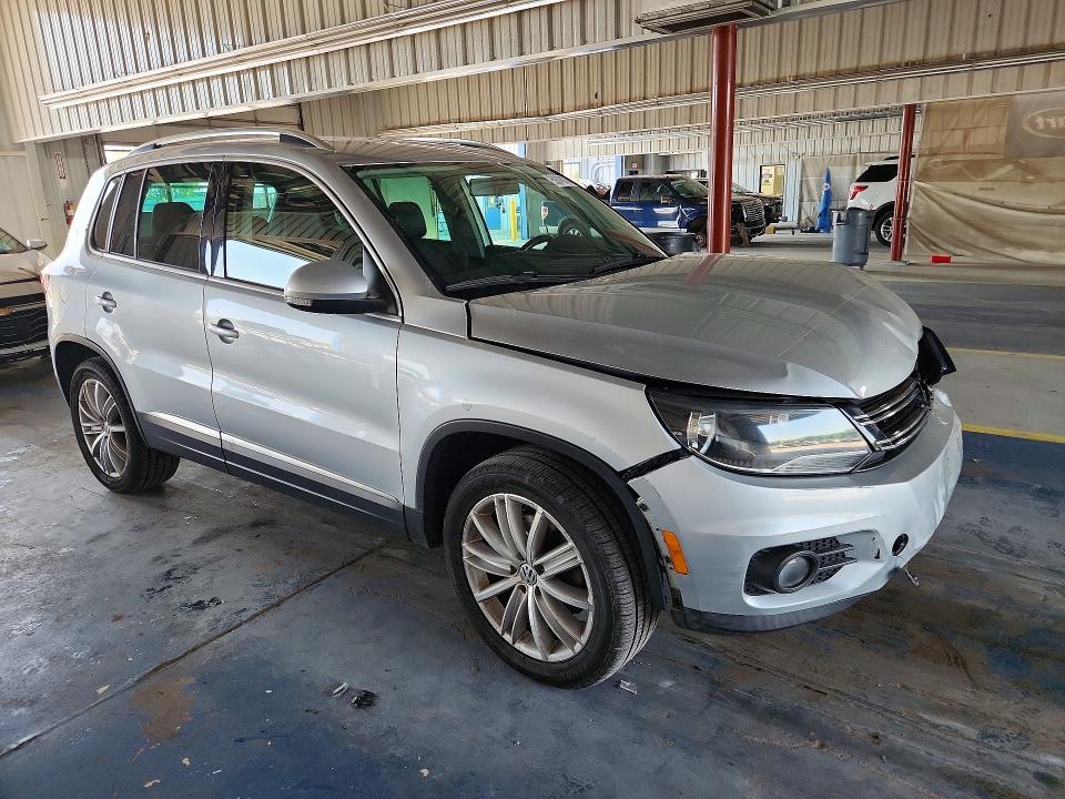 Продажа на аукционе авто 2012 Volkswagen Tiguan, vin: WVGAV7AX5CW527068, номер лота: 59378926