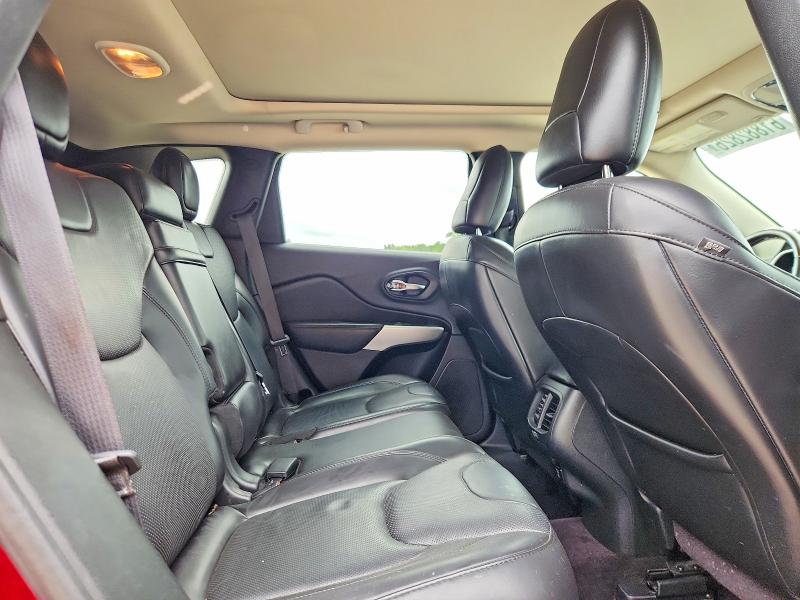 61882826 :رقم المزاد ، 1C4PJMJS4HW656486 vin ، 2017 Jeep Cherokee مزاد بيع