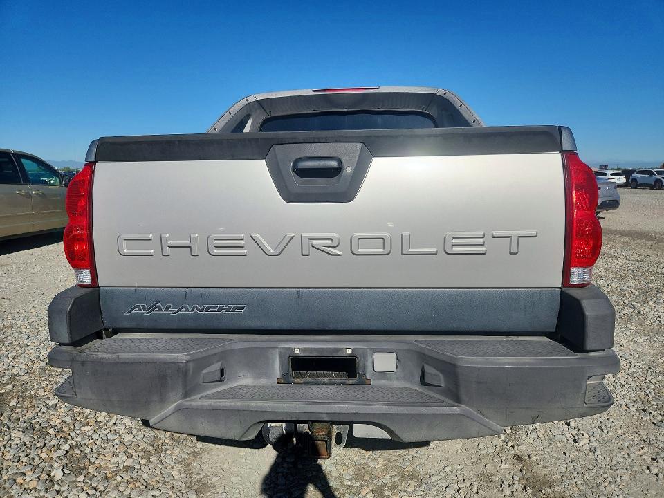 60632286 :رقم المزاد ، 3GNEK12Z05G225191 vin ، 2005 Chevrolet Avalanche مزاد بيع