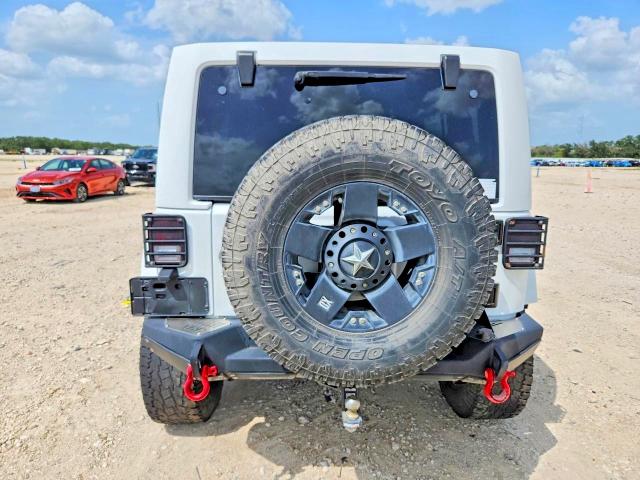Продаж на аукціоні авто 2015 Jeep Wrangler Unlimited, vin: 1C4BJWFG4FL673846, номер лоту: 61522406