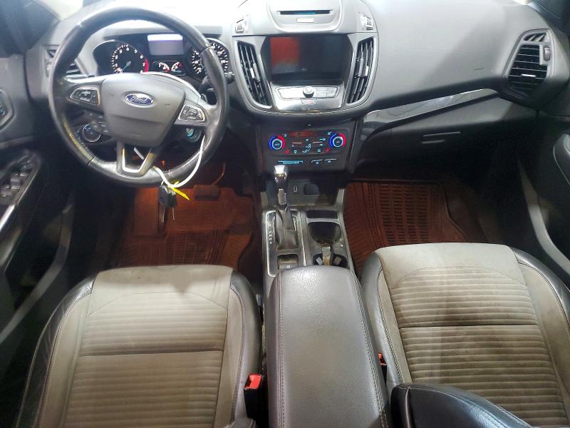 60563956 :رقم المزاد ، 1FMCU9GD7HUD99973 vin ، 2017 Ford Escape مزاد بيع