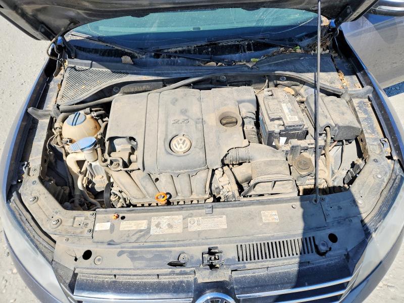 61413286 :رقم المزاد ، 1VWAP7A38DC012531 vin ، 2013 Volkswagen Passat مزاد بيع