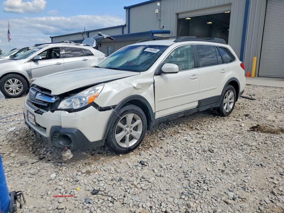 61543886 :رقم المزاد ، 4S4BRCCC2E3265381 vin ، 2014 Subaru Outback مزاد بيع