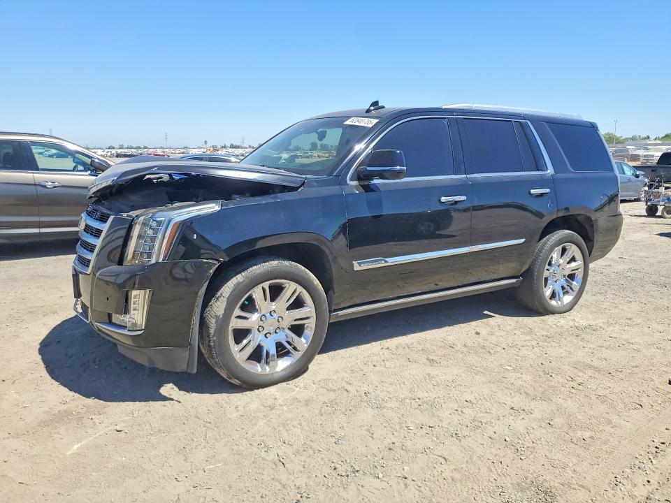 62840786 :رقم المزاد ، 1GYS4NKJ7FR728509 vin ، 2015 Cadillac Escalade مزاد بيع