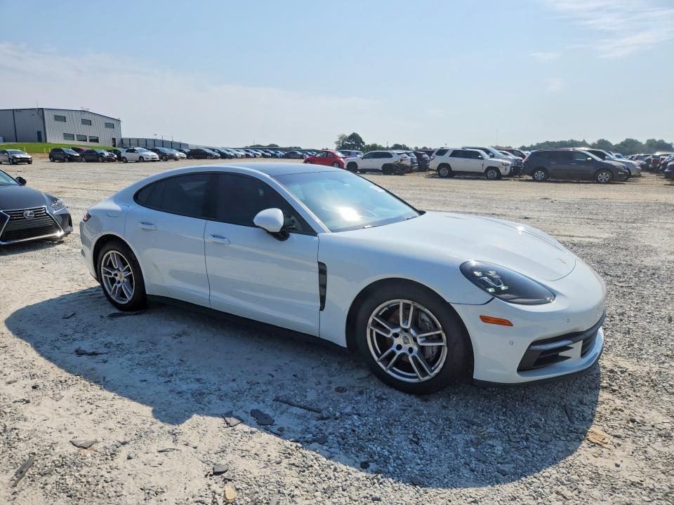 62487476 :رقم المزاد ، WP0AA2A74JL119601 vin ، 2018 Porsche Panamera مزاد بيع