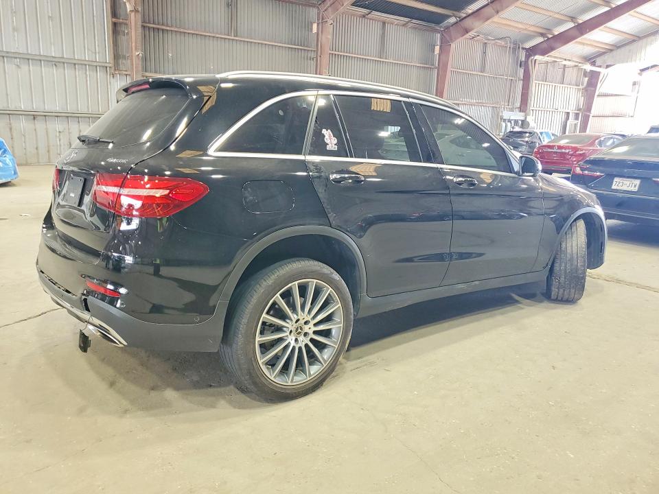 63359236 :رقم المزاد ، WDC0G4KB3JV091989 vin ، 2018 Mercedes-benz Glc مزاد بيع