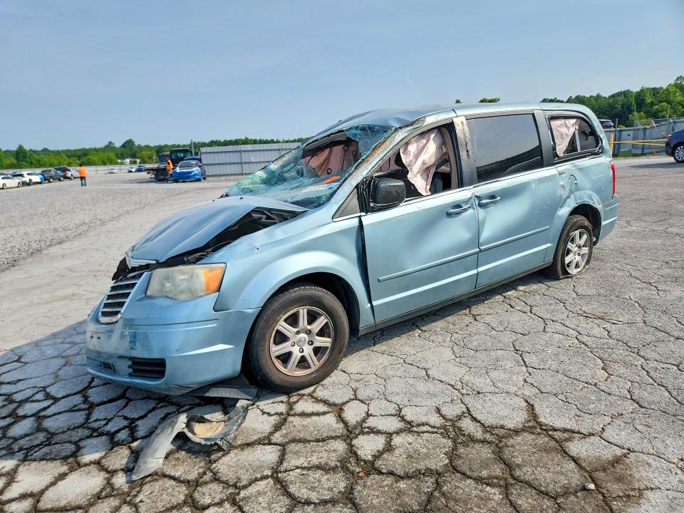62658486 :رقم المزاد ، 2A4RR2D19AR386026 vin ، 2010 Chrysler Town & Country مزاد بيع