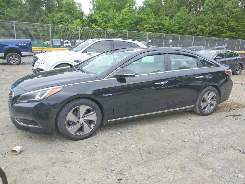 Продаж на аукціоні авто 2017 Hyundai Sonata Hybrid, vin: KMHE34L3XHA067748, номер лоту: 60226646