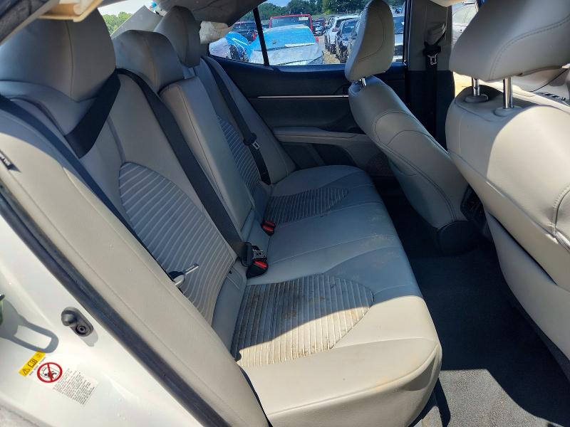 Auction sale of the 2018 Toyota Camry, vin: 4T1B11HK9JU007522, lot number: 61296766