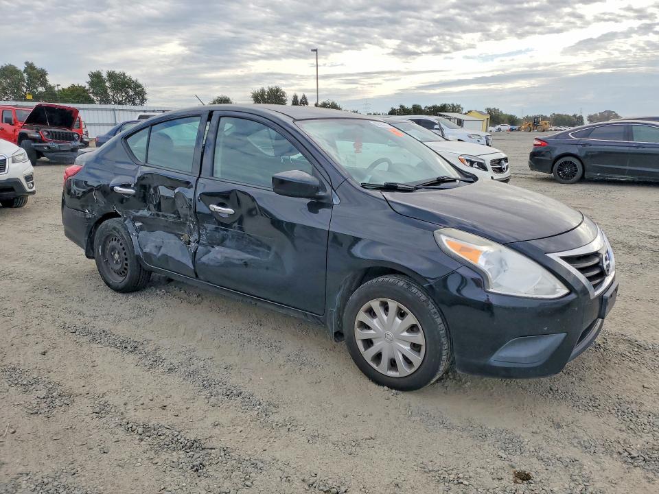 60788846 :رقم المزاد ، 3N1CN7AP6GL869222 vin ، 2016 Nissan Versa مزاد بيع