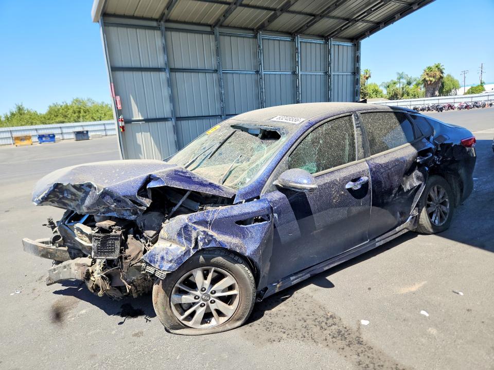 63248556 :رقم المزاد ، 5XXGT4L30JG219544 vin ، 2018 Kia Optima مزاد بيع