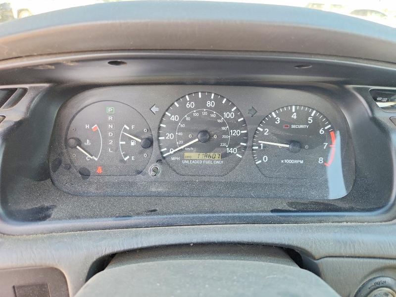 60069546 :رقم المزاد ، JT2BG28K2W0152093 vin ، 1998 Toyota Camry مزاد بيع