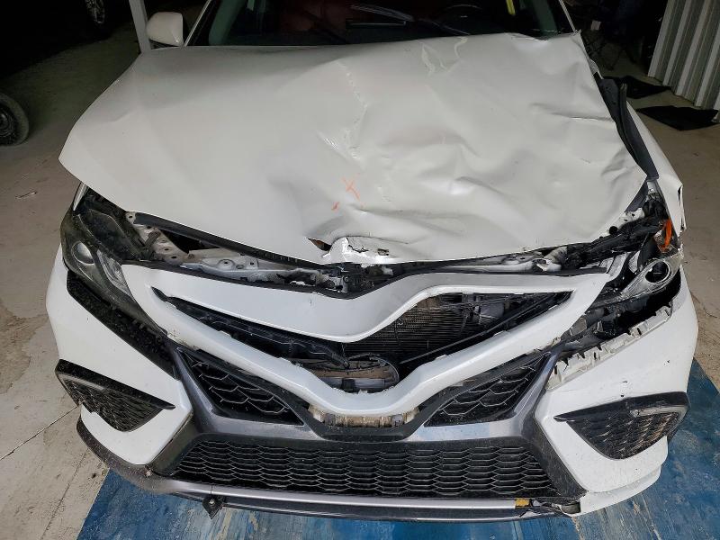 2022 Toyota Camry მანქანა იყიდება აუქციონზე, vin: 4T1K61AK7NU006662, აუქციონის ნომერი: 61236336