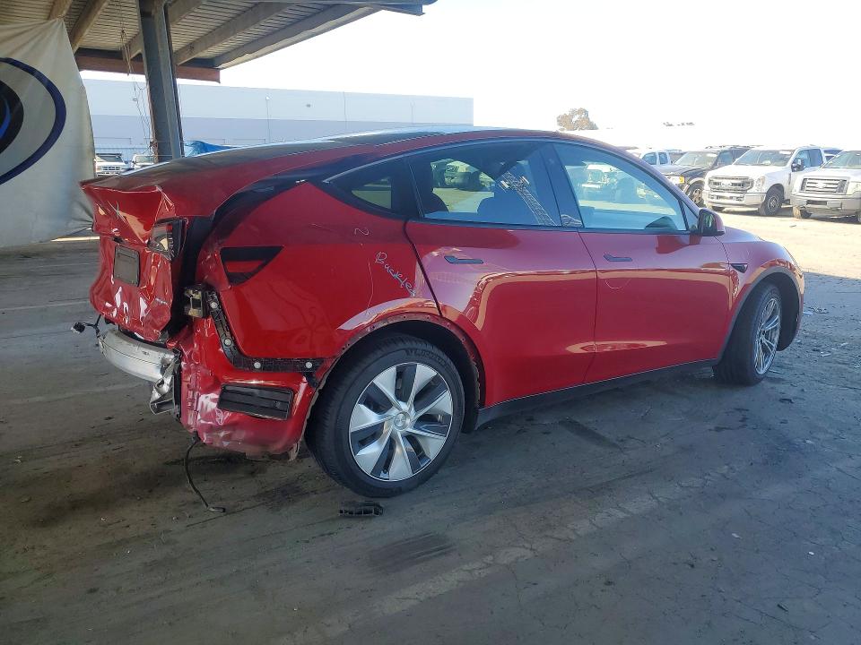63425526 :رقم المزاد ، 7SAYGDEEXNF346711 vin ، 2022 Tesla Model Y مزاد بيع