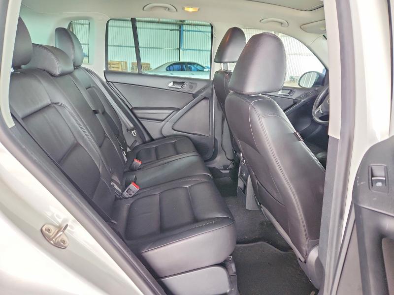 Продаж на аукціоні авто 2017 Volkswagen Tiguan, vin: WVGUV7AX0HK037522, номер лоту: 60693826