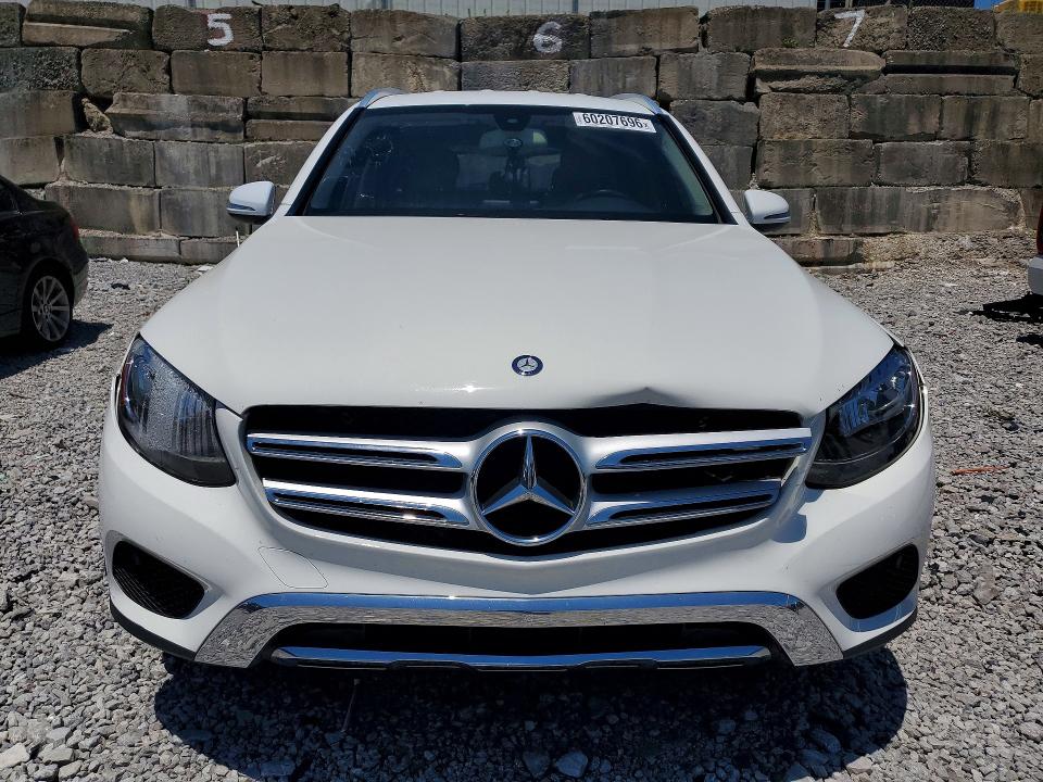 60207696 :رقم المزاد ، WDC0G4KB4HV002490 vin ، 2017 Mercedes-benz Glc مزاد بيع