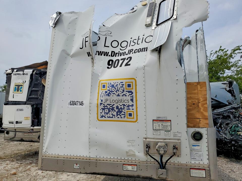 63047146 :رقم المزاد ، 1GR1P0626MJ318106 vin ، 2021 Great Dane Trai Semi Trail مزاد بيع