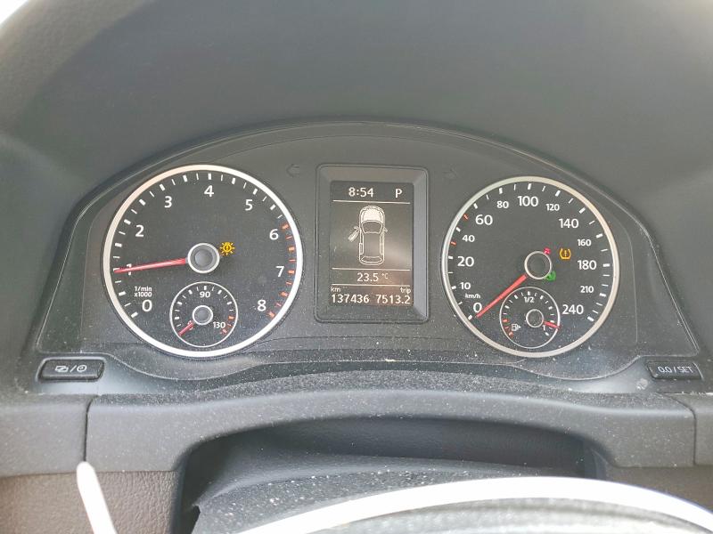 60124216 :رقم المزاد ، WVGNV7AX8HK015448 vin ، 2017 Volkswagen Tiguan مزاد بيع