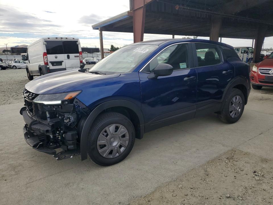 61717876 :رقم المزاد ، 3N8AP6BE9TL373657 vin ، 2026 Nissan Kicks مزاد بيع