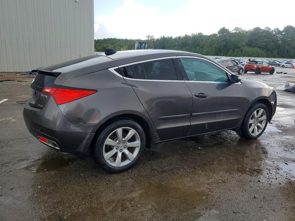 60612566 :رقم المزاد ، 2HNYB1H68BH500685 vin ، 2011 Acura Zdx مزاد بيع