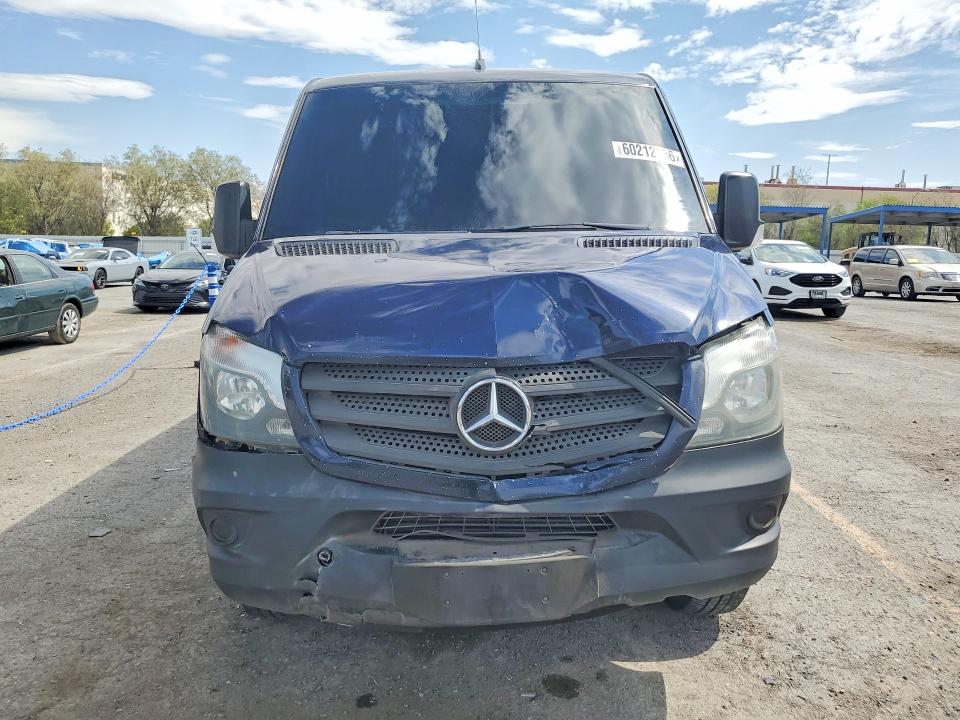 2016 Mercedes-benz Sprinter მანქანა იყიდება აუქციონზე, vin: WD3PE7DD4GP272892, აუქციონის ნომერი: 60212136