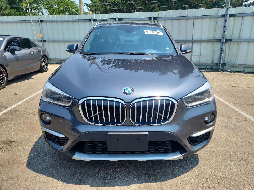 61143726 :رقم المزاد ، WBXHT3C30J5K25396 vin ، 2018 Bmw X1 مزاد بيع