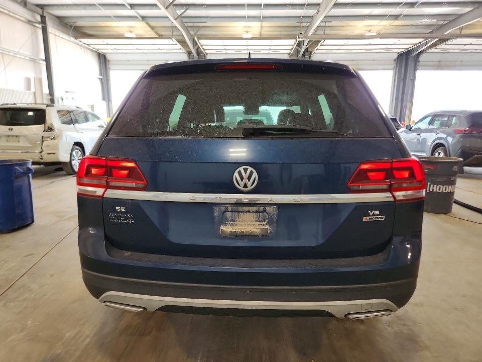 59012376 :رقم المزاد ، 1V2LR2CA7JC513344 vin ، 2018 Volkswagen Atlas مزاد بيع