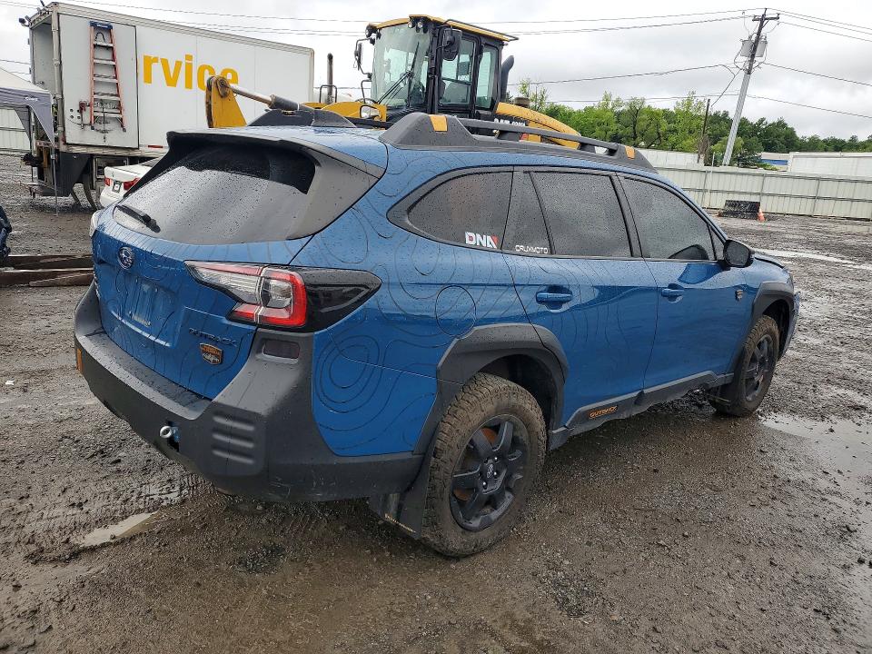 61376316 :رقم المزاد ، 4S4BTGSD8N3178703 vin ، 2022 Subaru Outback مزاد بيع